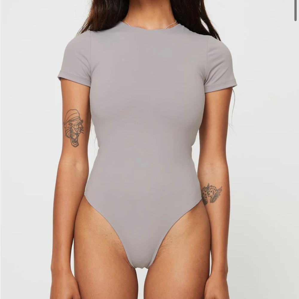 PRINCESS POLLY gray bodysuit